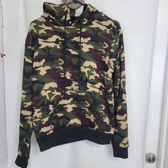 KingSize Men's Long Sleeve Camouflage Hoodie, Size: Large Color: Woodland - Picture 2 of 12